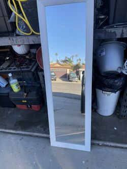 White Mirror