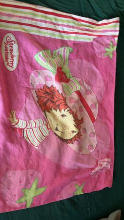 Large Strawberry Shortcake Pillow Case (vintage)