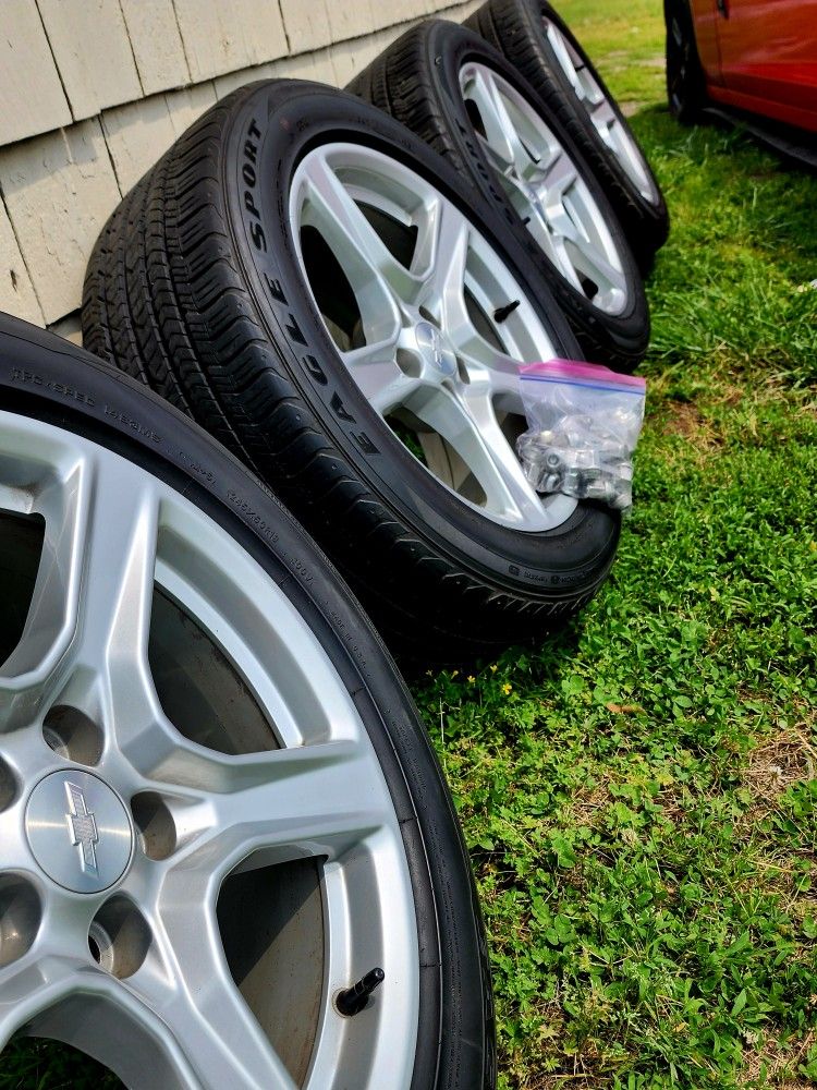 Camaro Wheels 5x120 Incluye Sensores Y Un Set De Tuercas Que Aparece Gusto Sobre Uno De Ellos Rueda Good Year Eagle Sport 650 O Mejor Oferta