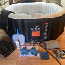 We Joy Portable Inflatable 4-6 Person Hot Tub.  