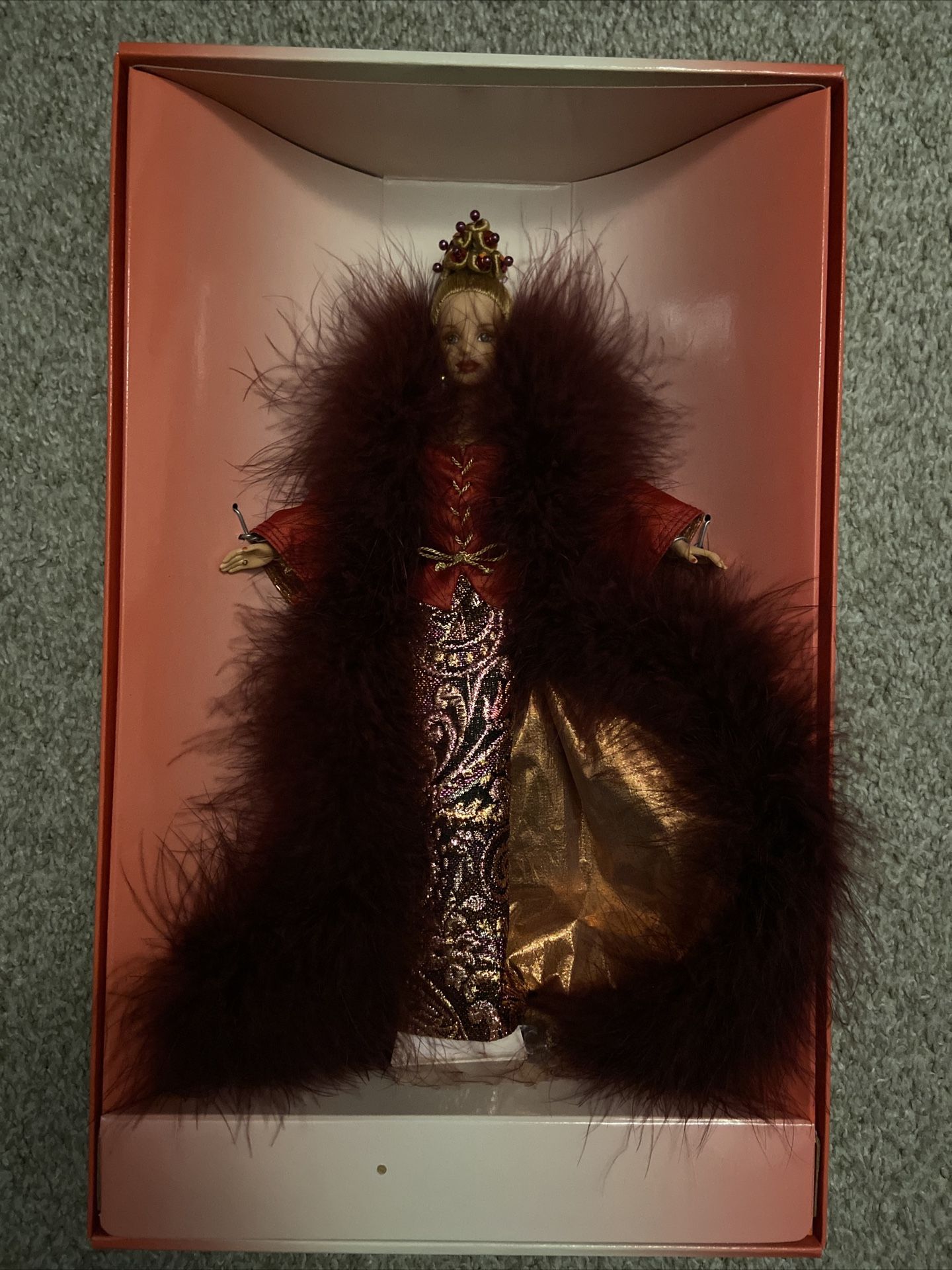 Mattel Cinnabar Sensation 1998 Barbie Doll (19848) New Box 29