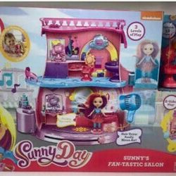 Nickelodeon Sunny Day Fantastic Salon Playset, Doll, & Styling Tools- 45+ sounds, songs and phrases *New In Box*