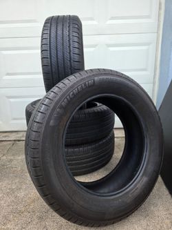 245/60R18 Michelin Primacy Tour A/S tires