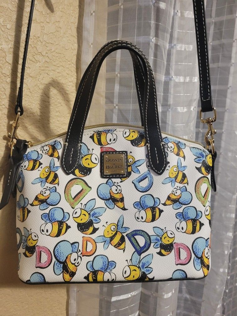 Dooney & Bourke Bag