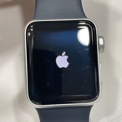 Apple Watch Series 3 38mm, WR-50M -Silver