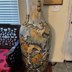 Vintage Chinese Hand Painted Huge Vase