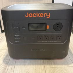 Jackery Portable Power Station Explorer 2000 Plus
