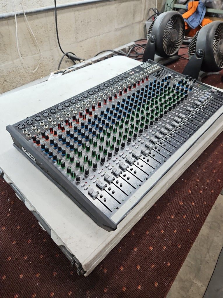 Alto Professional Live 2404