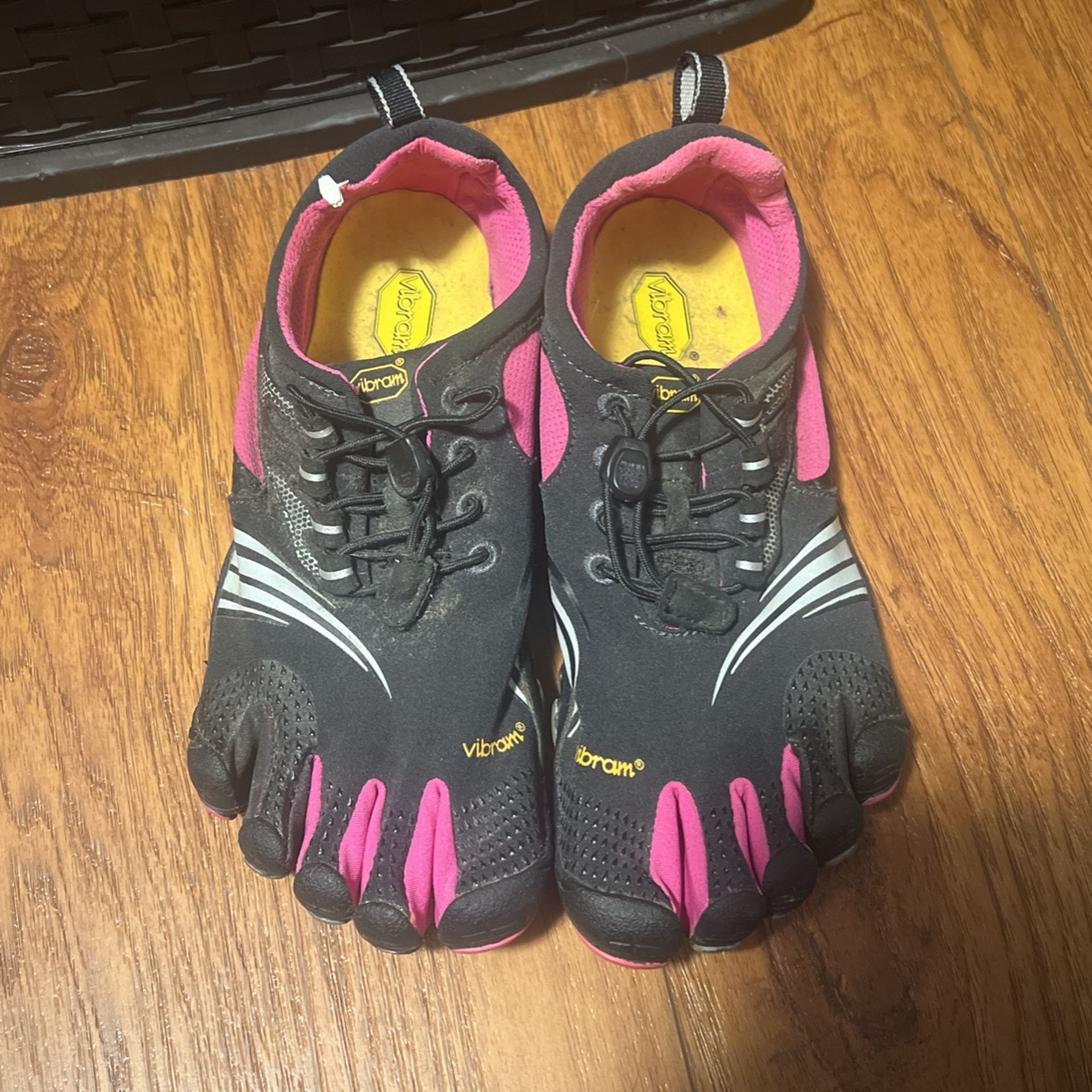 Vibram Toe Shoes