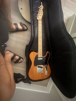 Electric guitar