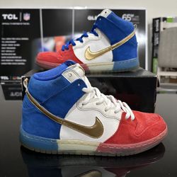 Size 9 - Nike SB Dunk High Tricolor(USA) SAMPLE PAIR.