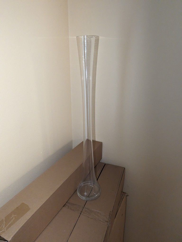 Tall Glass Vase Box Of 12 New