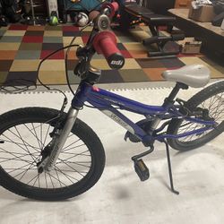 Kids bike.  Good Shape. Fun Bike 