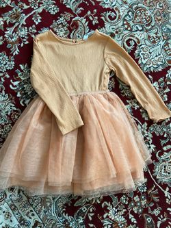 Little girls dress size 5-6