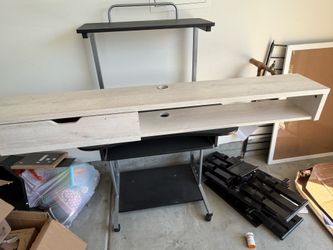 Floating tv stand
