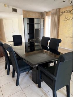 Dinning table