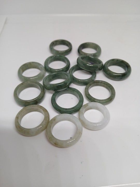 Bulk Sale Natural Jade Jadeist https://offerup.com/redirect/?o=QnVybWEuYmFuZA== Ring Size4_10 US