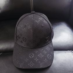 LV Hat 