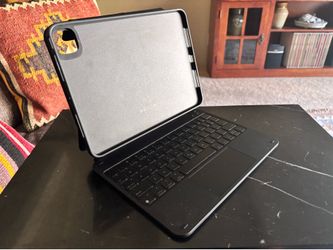 ESR iPad Pro 11 Inch Case with Keyboard (M5/M4, 2025/2024), iPad Pro 11(5th) Keyboard
