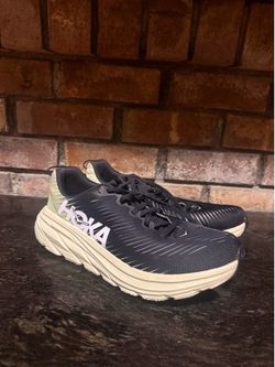 Hoka size 9.5