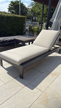 Set of 2 outdoor chaise long