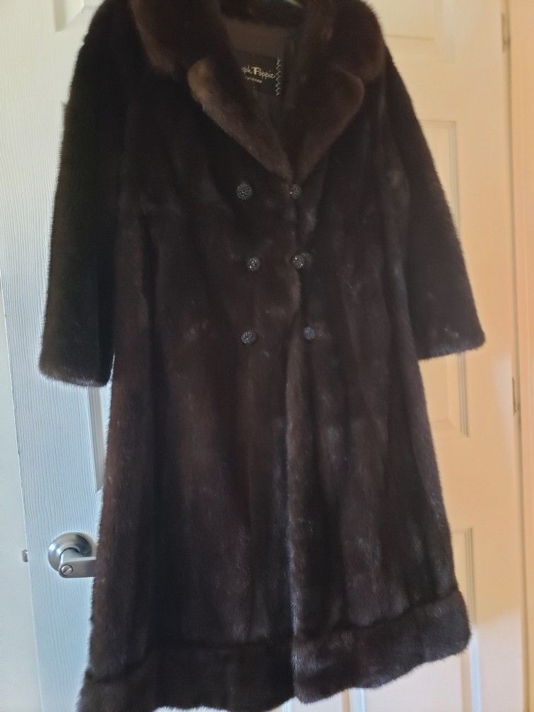 DARK RANCH MAHOGANY MINK COAT