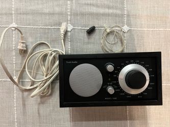 Tivoli Audio Model 1 Radio