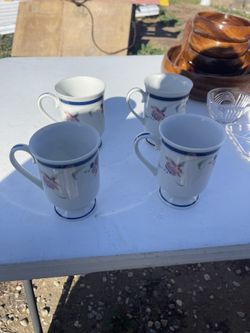 Princess House Exclusive Footed Tea Cups Mugs