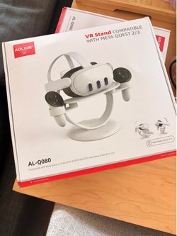 VR stand for Meta Quest 2/3