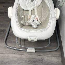 Graco Baby Swing 
