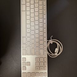 Apple A1243 Wired USB Keyboard Tested - Mountain View) - $35 (mountain view)