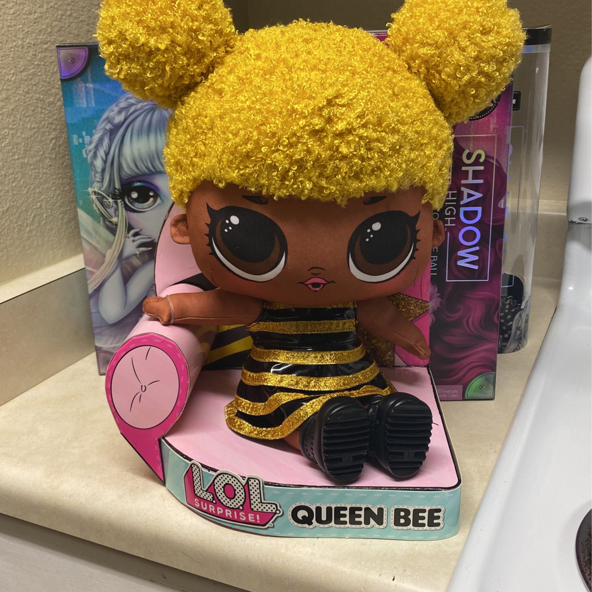 LOL Surprise Queen Bee Doll/plushie