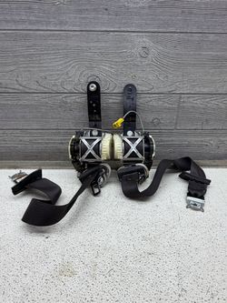 2007-2009 Chevy / GMC Front Seat Belts OEM