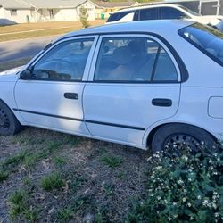 2000 Toyota Corolla