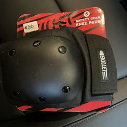 Knee Pad Safety Gear Biller Small Size 