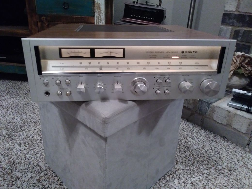 Sanyo stereo receiver jcx 2400 kr