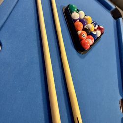 Mini Pool Table