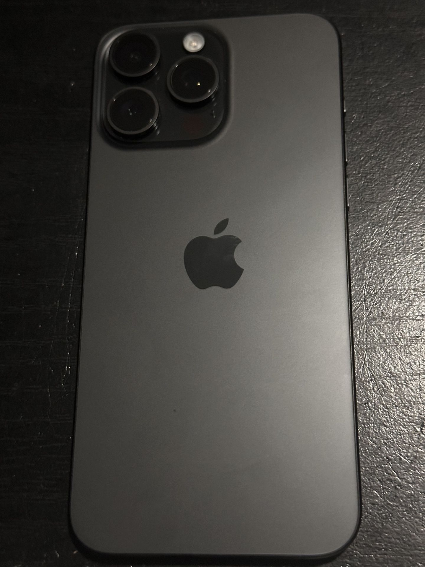 iPhone 15 Pro Max