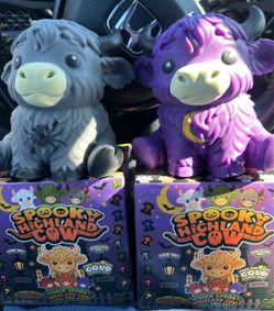 Squishy Spooky Highland Cow