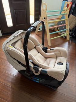 Nuna Infant Car Seat with Base