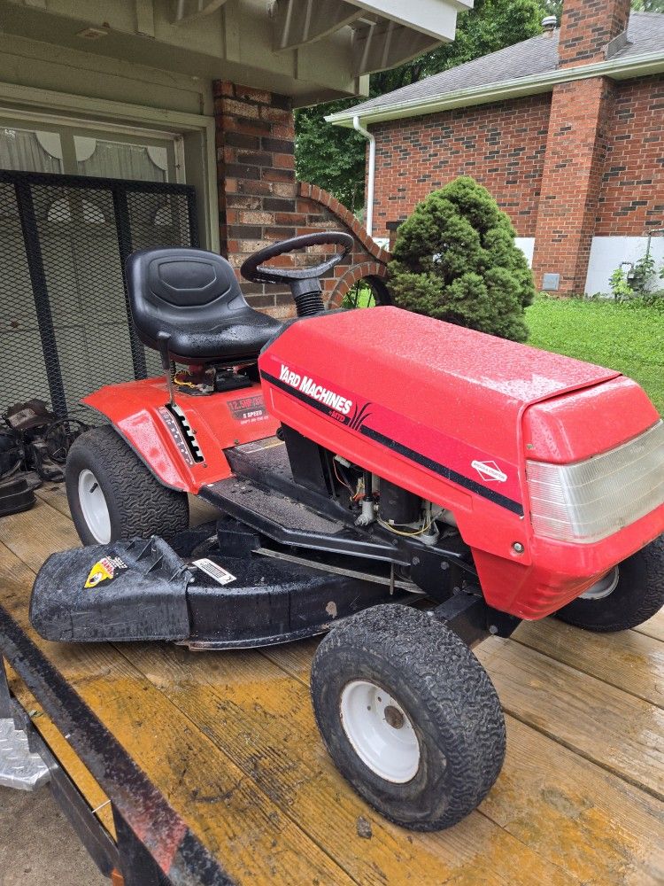 Yard Machine 12hp 38 Inch Cut.