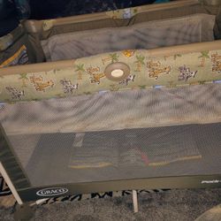 Graco Pack N Play On The Go Playyard