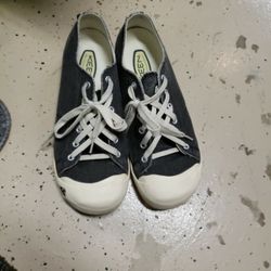 KEEN Canvas Shoes