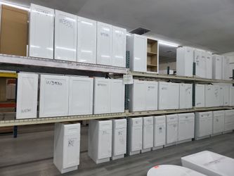 White Shaker Kitchen Cabinets – Wall & Base