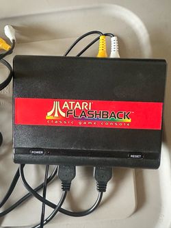 Atari Flashback Classic Game Console Mini 7800 (2004) - 20 Built-In Games w/ Cords & 2 Controllers