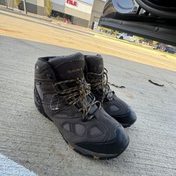 Bearpaw hiking Boots