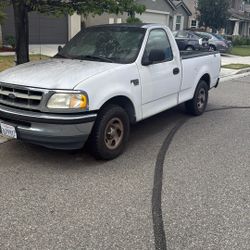 1998 Ford F150 White 