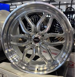 Weld Laguna Gloss Silver Machine 22x9.5 6x135 Ford Fitment Wheels ( Set of 4 ) 🔥🔥🔥