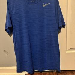 NIKE Men's Gray Logo Dri-FIT Short Sleeve T-Shirt L Blue Heathered