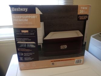 Bestway air twin bed with built in pump 20 inch high